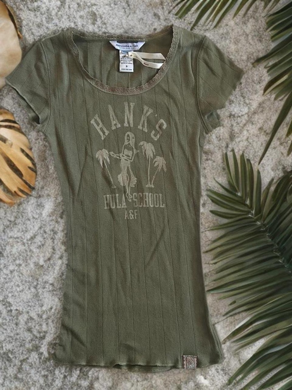 Vintage Y2K NWOT Abercrombie & Fitch Olive Green Hanks Hula School Graphic Tee